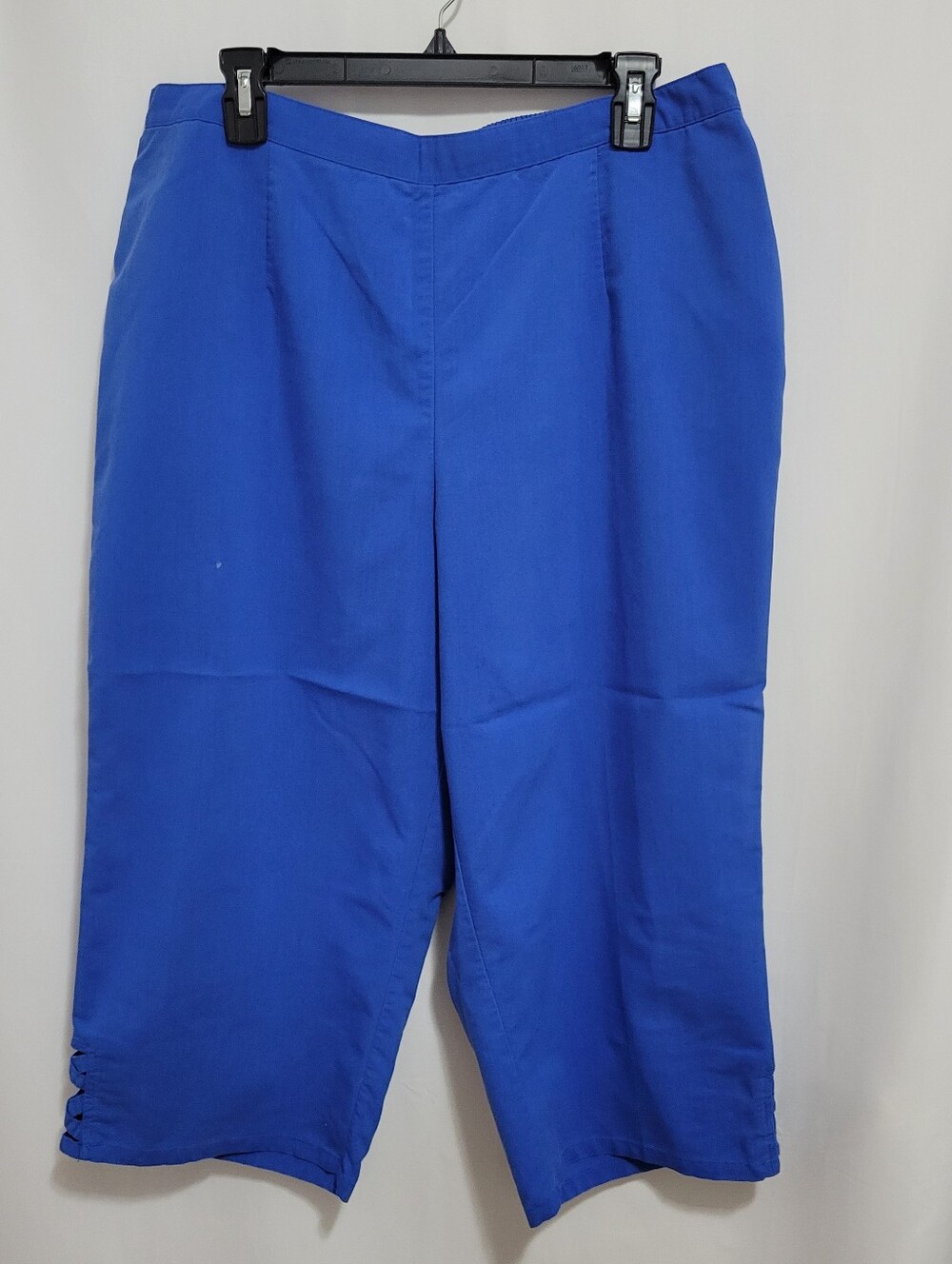 Alfred Dunner Bright Blue Pull-On Capri Pants, Size 20W